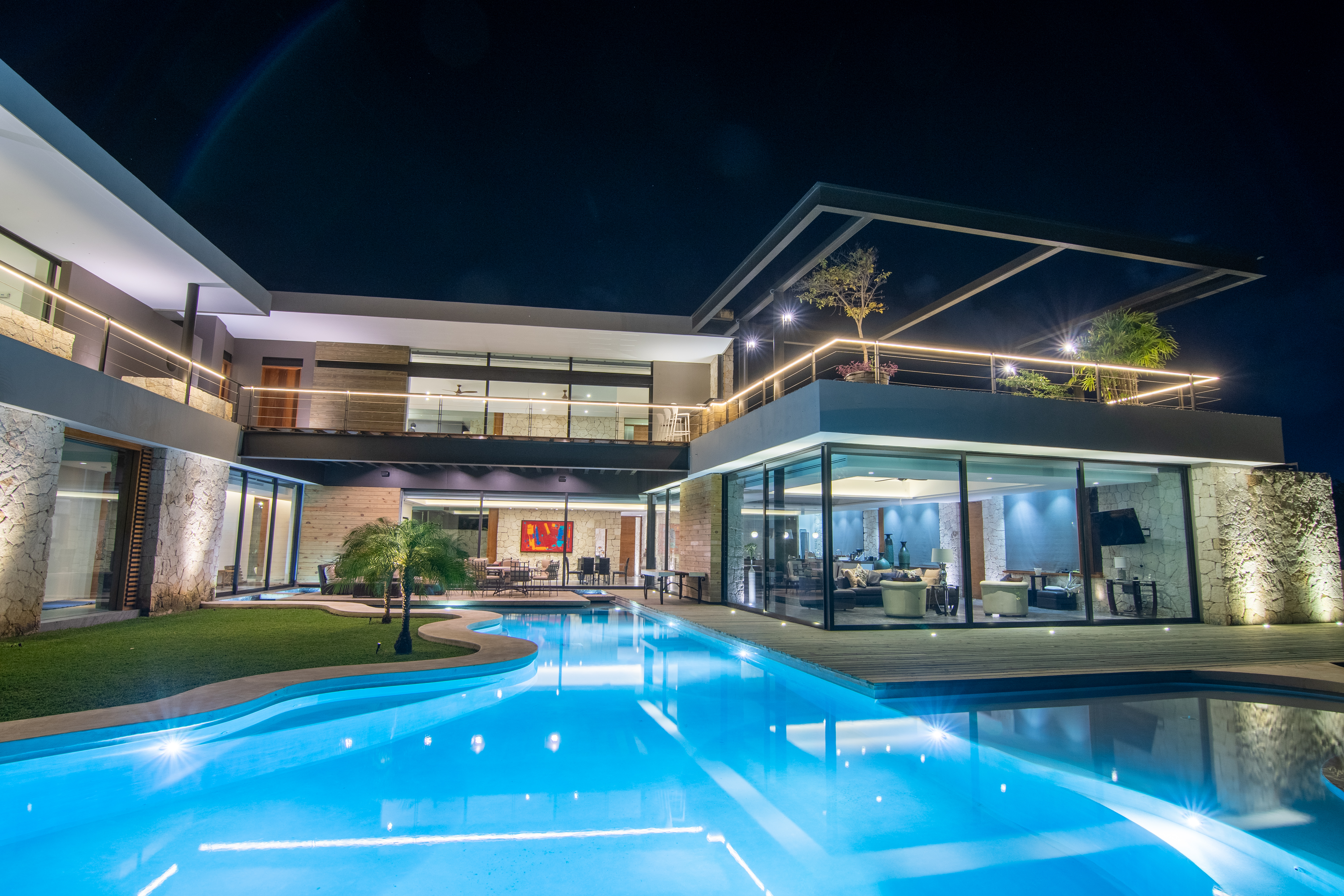 Smart home pool automation controlled by LOXONE